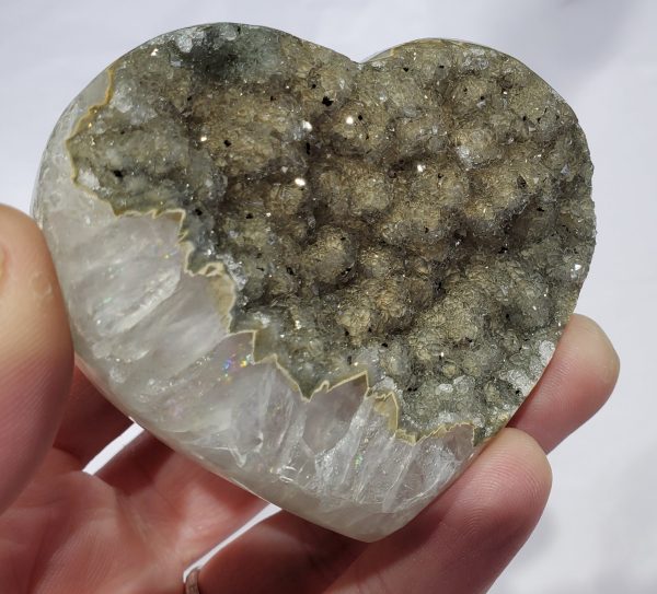 Druzy Quartz w  Manganese Heart For Discount