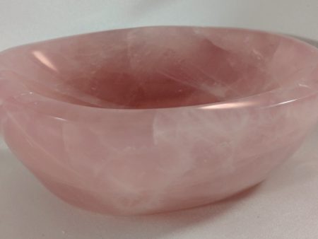 Rose Quartz Bowl, Madagascar Fashion