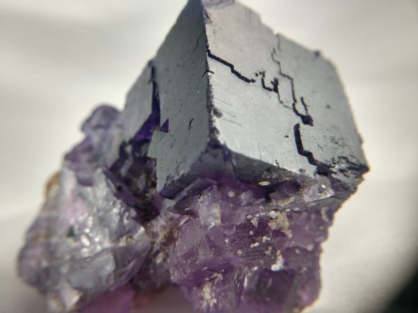 Fluorite, Cave-In-Rock, IL Online now