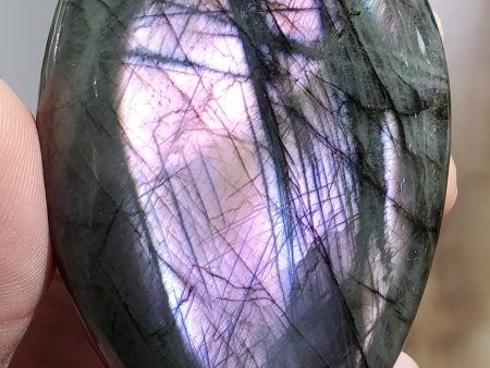 Purple-Pink Labradorite Palm Stone, Madagascar Fashion