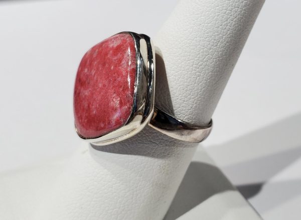 Thulite Ring Supply