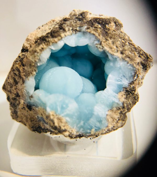 Hemimorphite mounted on acrylic Online Hot Sale