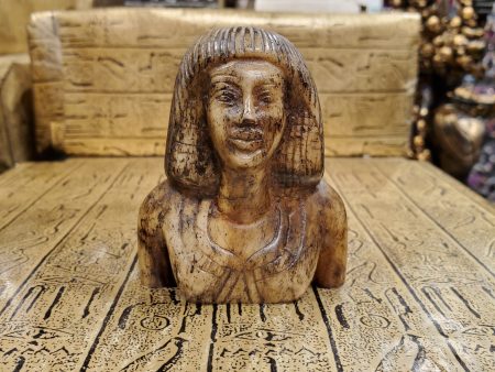 Egyptian Queen Statue - Made in Egypt Online