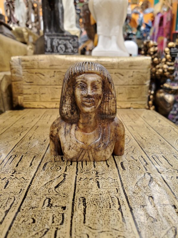 Egyptian Queen Statue - Made in Egypt Online