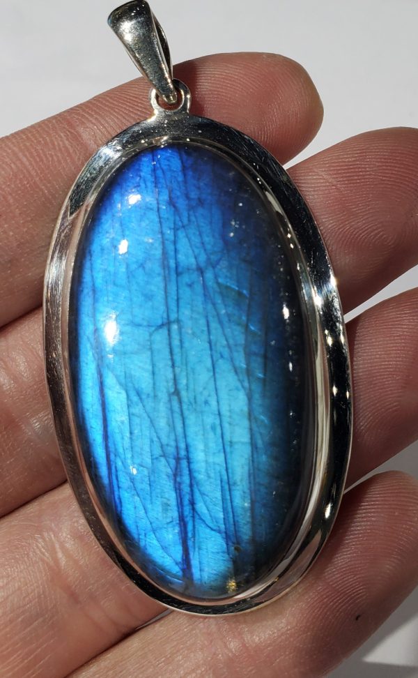 Electric Blue Labradorite Pendant Supply